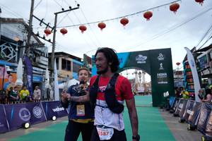 BIB: 587
                            <button type="button" onclick="openModal(21897117)" class="btn btn-primary btn-sm float-right btn-popup" data-toggle="modal" data-target=".modal-high-quality">
                        <i class="fas fa-shopping-cart"></i> Add to Cart
                    </button>
                                            <button type="button" onclick="isThisMe(21897117, true)" class="btn btn-success btn-sm float-right btn-popup btn-isme hidden" data-toggle="tooltip" data-placement="bottom" title="นี่คือรูปของคุณใช่ไหม คลิกที่นี่เพื่อเอาเข้าอัลบั้ม">
                        <i class="fas fa-plus"></i> Add to album
                    </button>
                    <button type="button" onclick="isThisMe(21897117, false)" class="btn btn-warning btn-sm float-right btn-popup btn-isnotme hidden">
                        <i class="fas fa-ban"></i> Remove from album
                    </button>